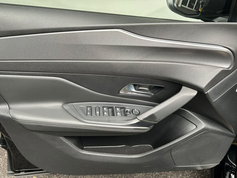 Peugeot 408 1.2 PureTech GT 130 EAT8 | Navigatie | 360 Camera — photo 23