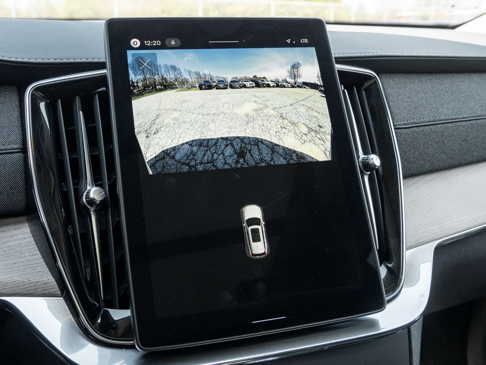 2026 Volvo XC90 B6 AWD PLUS Dark Theme |VOLVO CPO RATE fr 2.99%* thumb 14