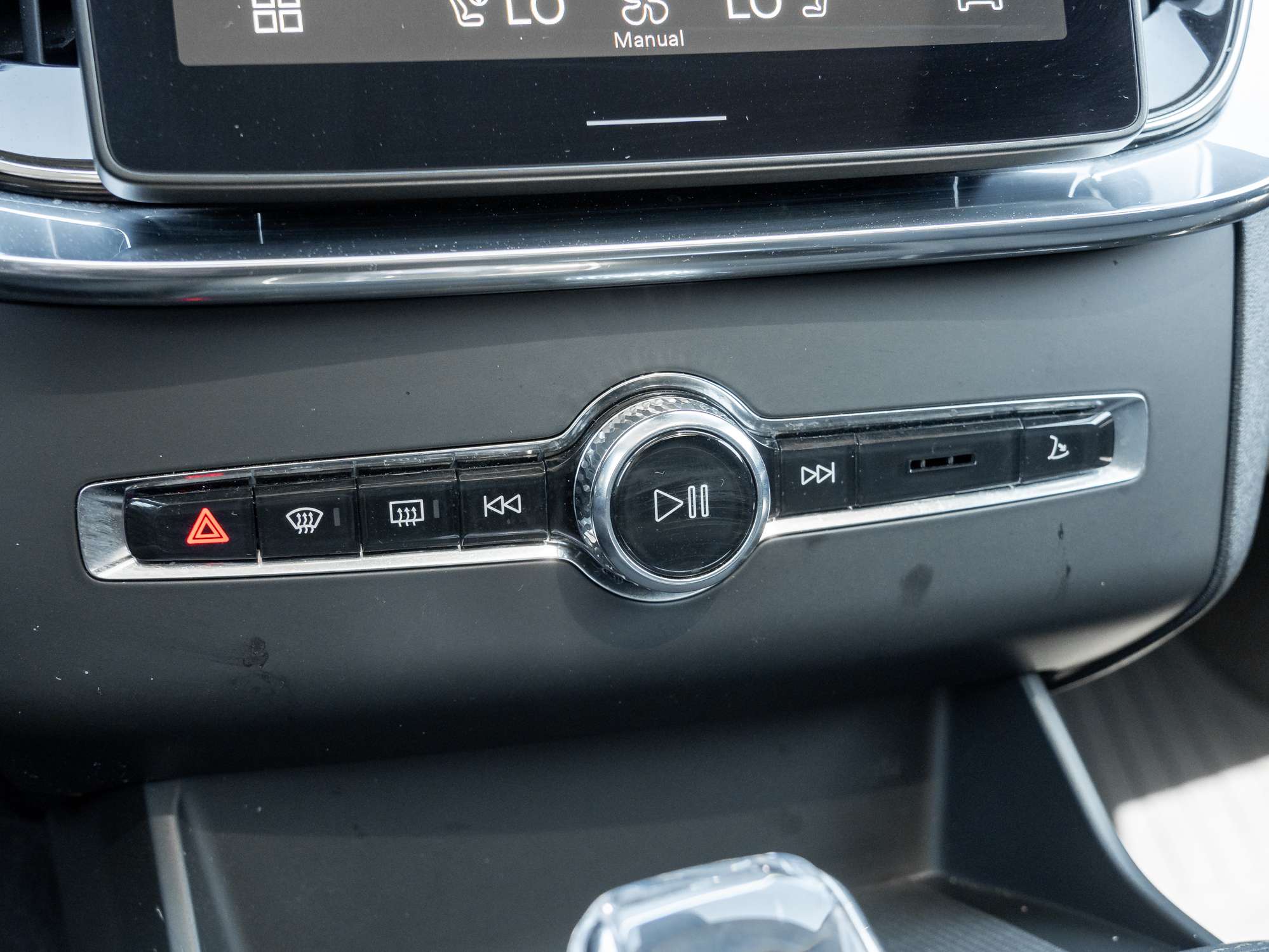 2026 Volvo XC90 B6 AWD PLUS Dark Theme |VOLVO CPO RATE fr 2.99%* thumb 19