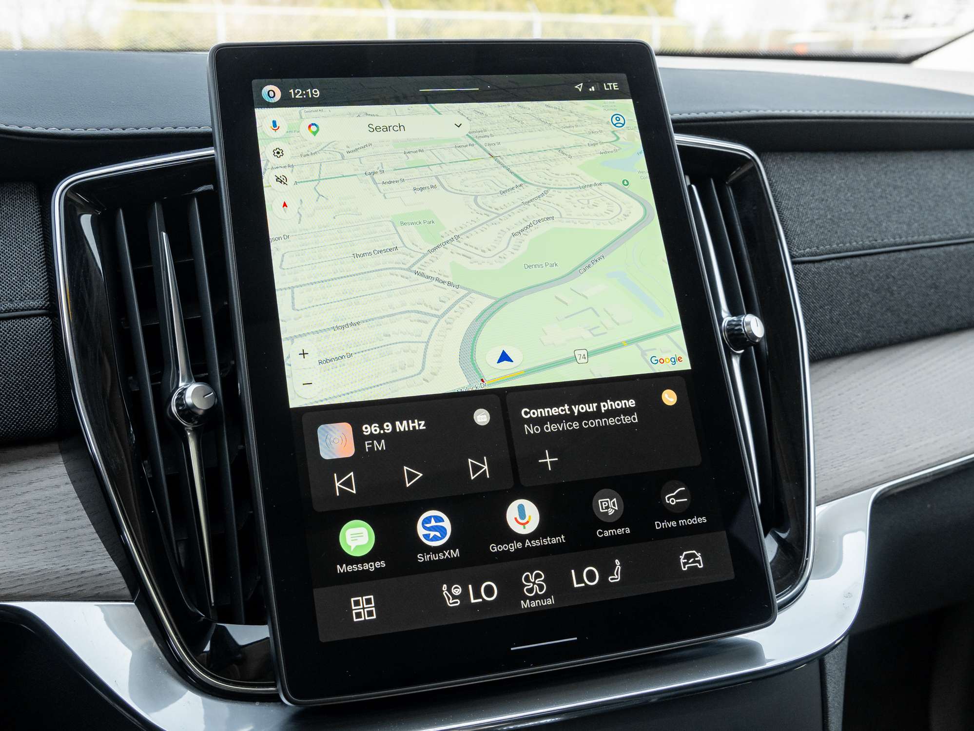 2026 Volvo XC90 B6 AWD PLUS Dark Theme |VOLVO CPO RATE fr 2.99%* thumb 12