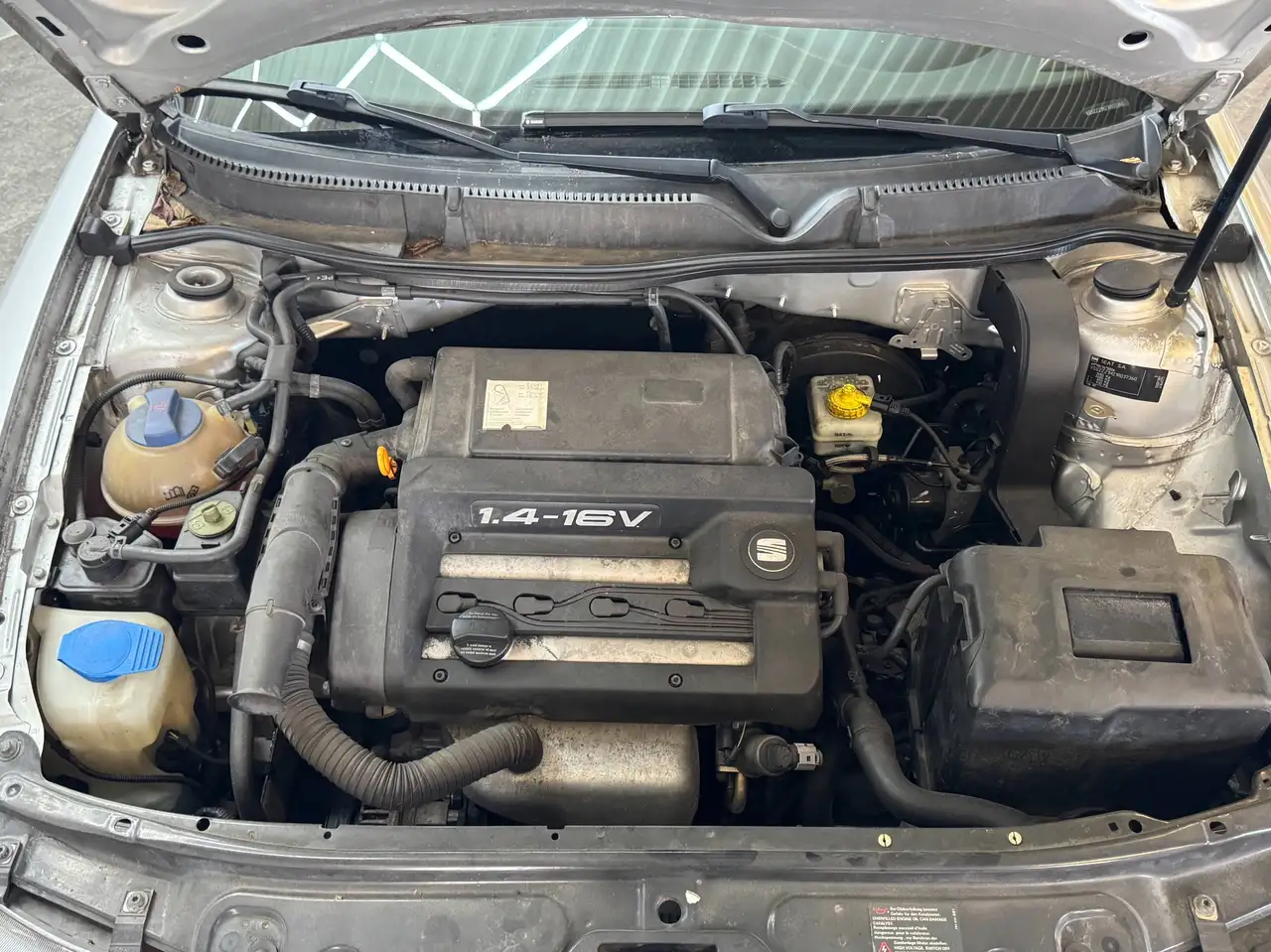 SEAT Leon 1.4 16V Stella TÜV NEU Wenig KM, foto 11