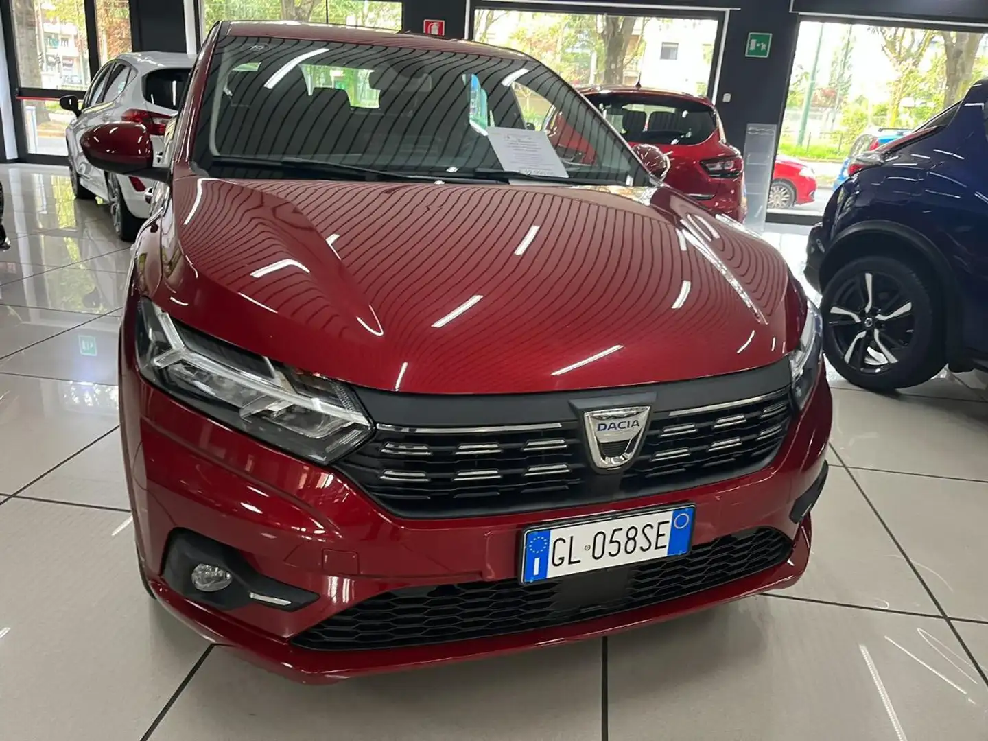 Dacia Sandero Streetway 1.0 TCe Comfort con promo "PANERO PLUS" Rojo - 1