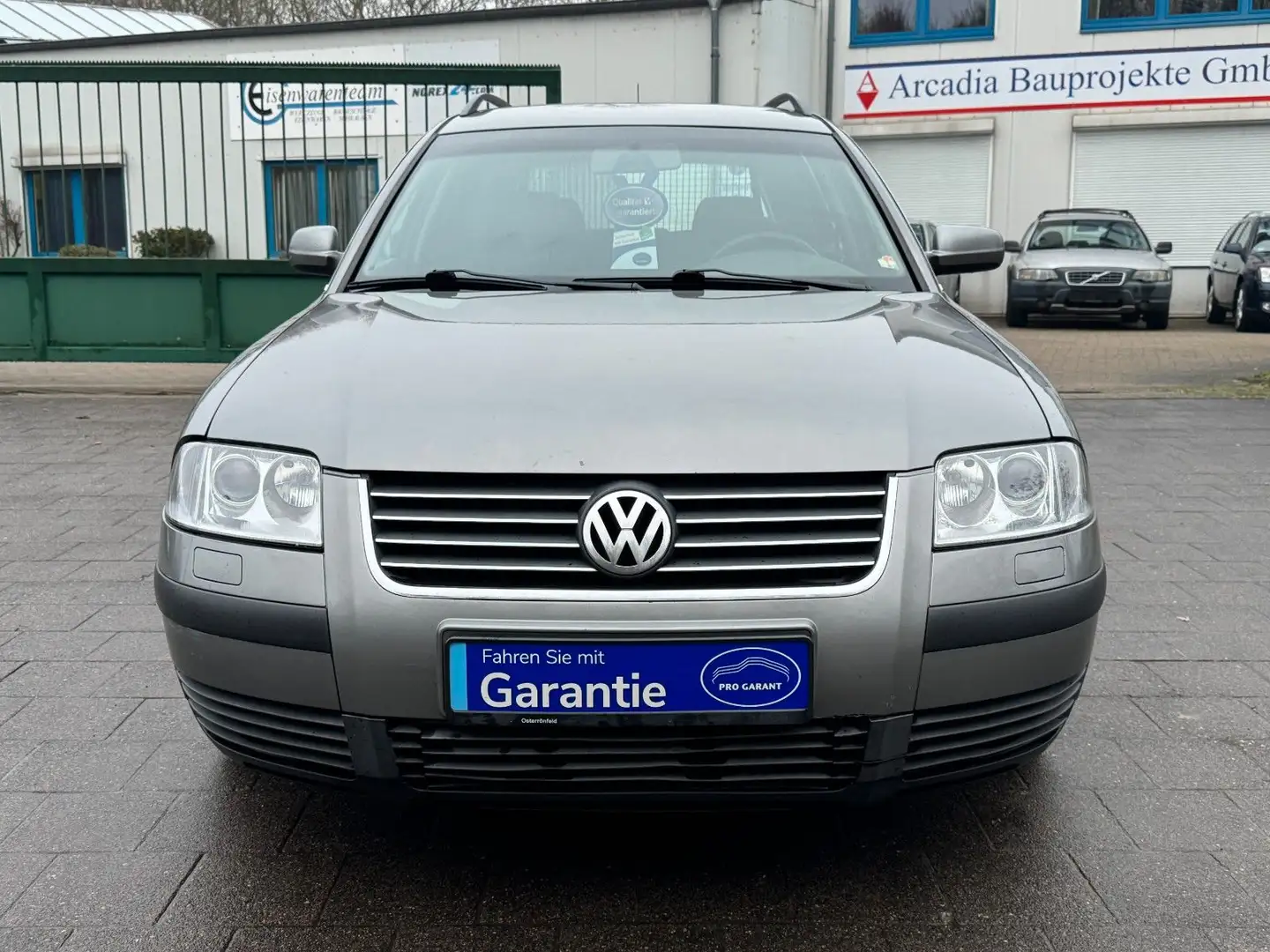 Volkswagen Passat Variant 1.9 TDI TÜV 12-2026 AHK GARANTIE Сірий - 2
