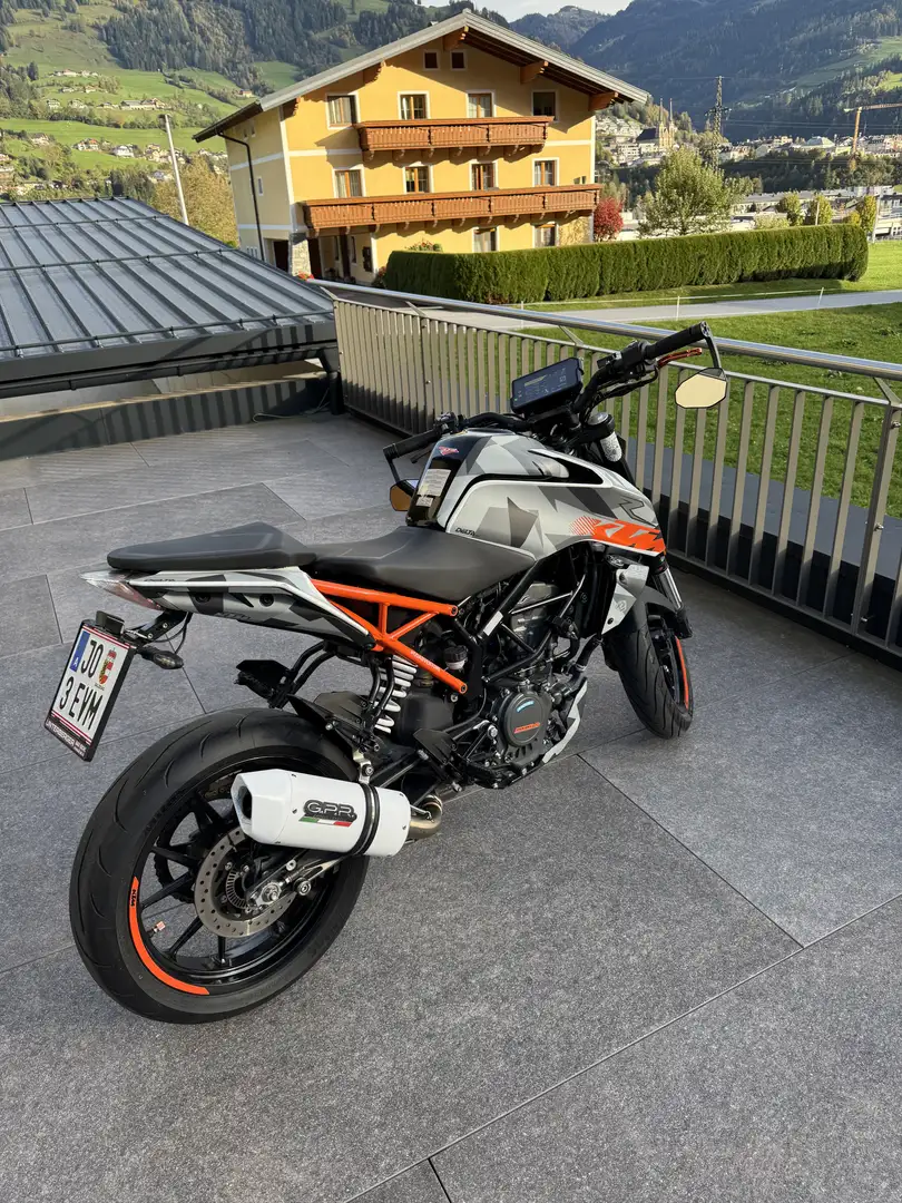 KTM 125 Duke - 2