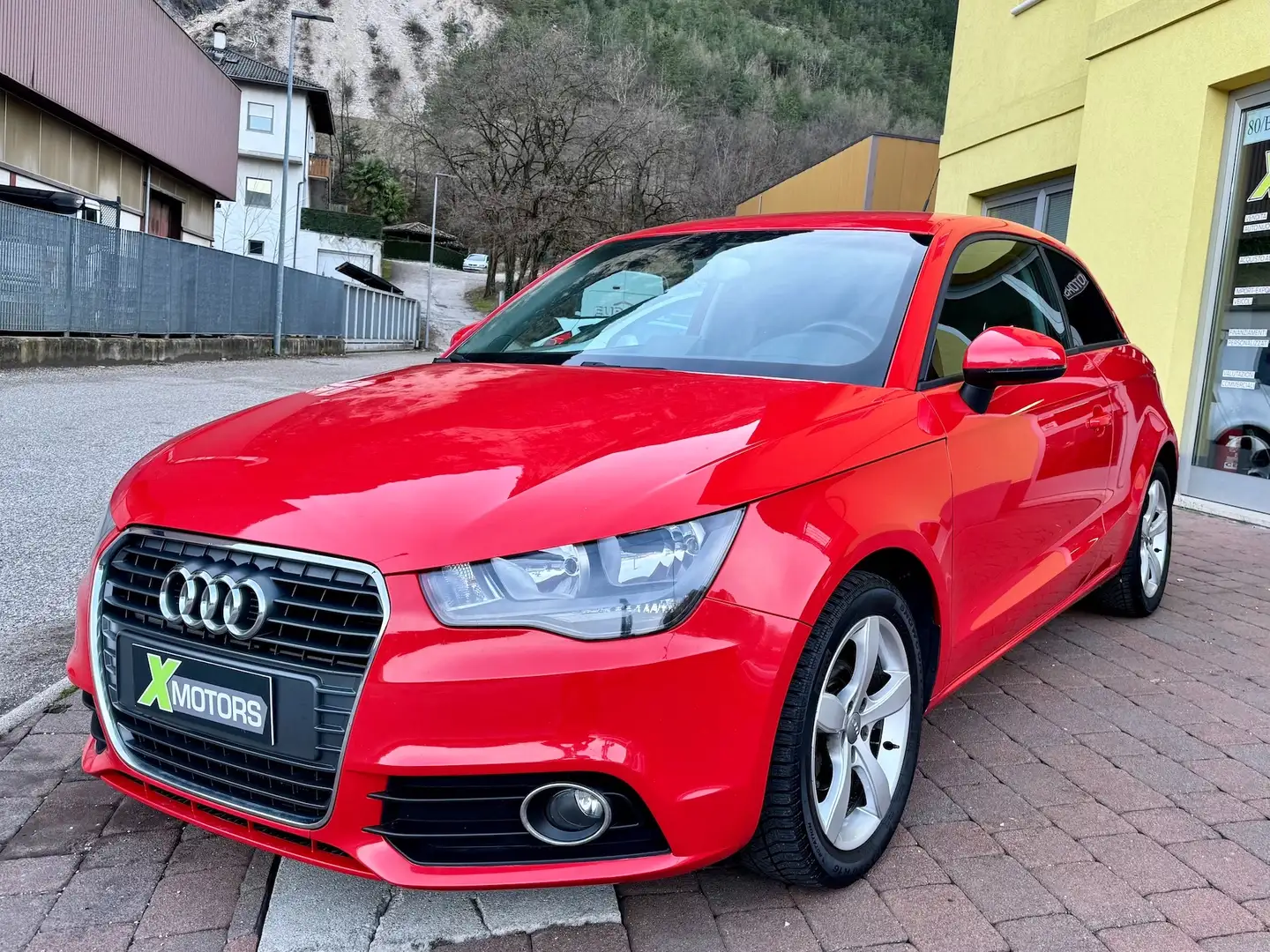 Audi A1 1.2 tfsi Attraction Rosso - 1