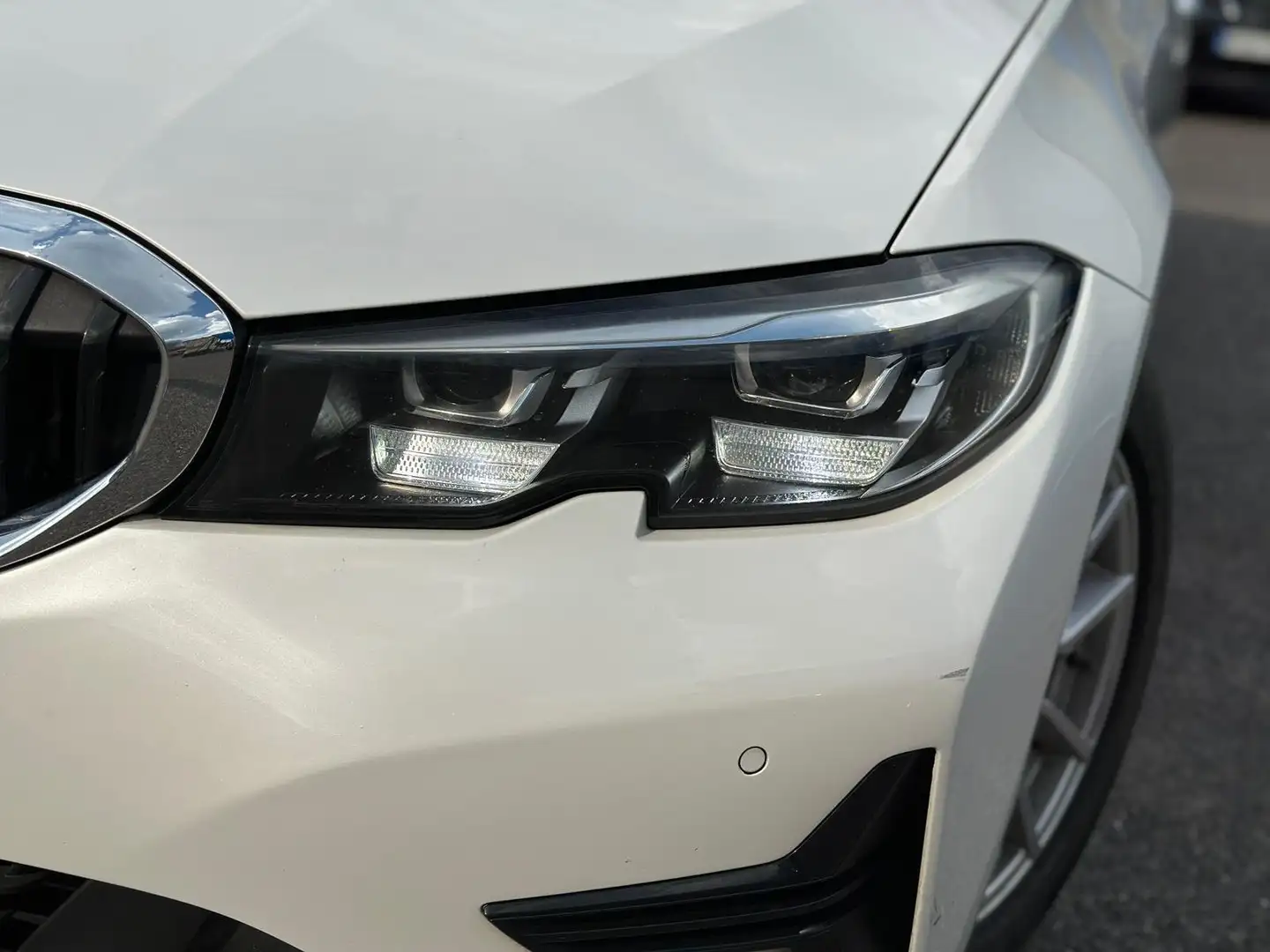 BMW 318 Serie 3 Touring mhev 48V Business Advantage auto Bianco - 2