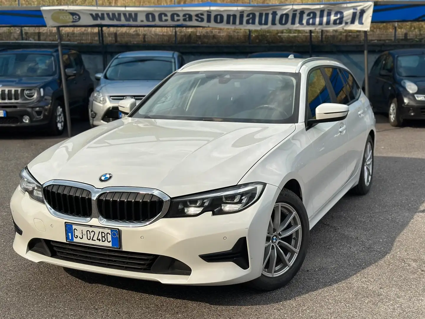 BMW 318 Serie 3 Touring mhev 48V Business Advantage auto Bianco - 1