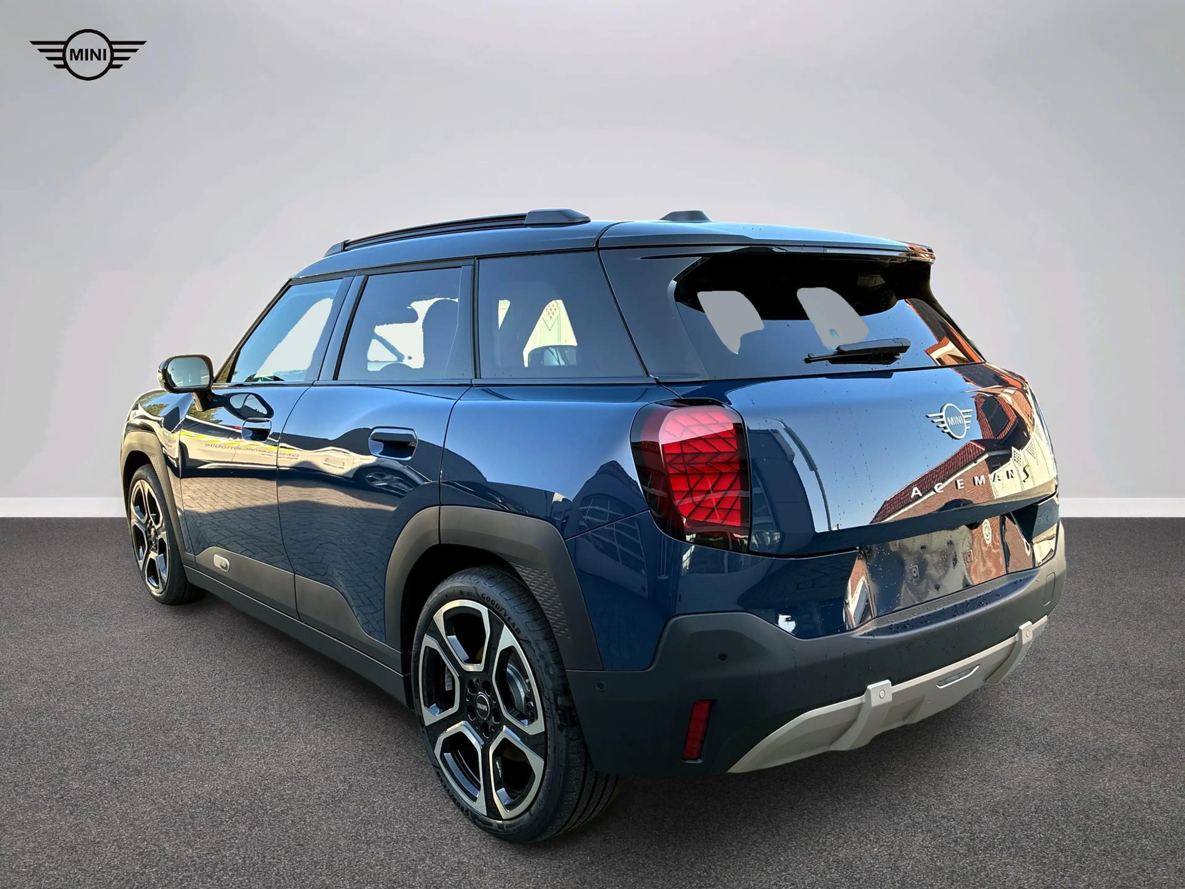 MINI Aceman Favoured Trim — photo 6