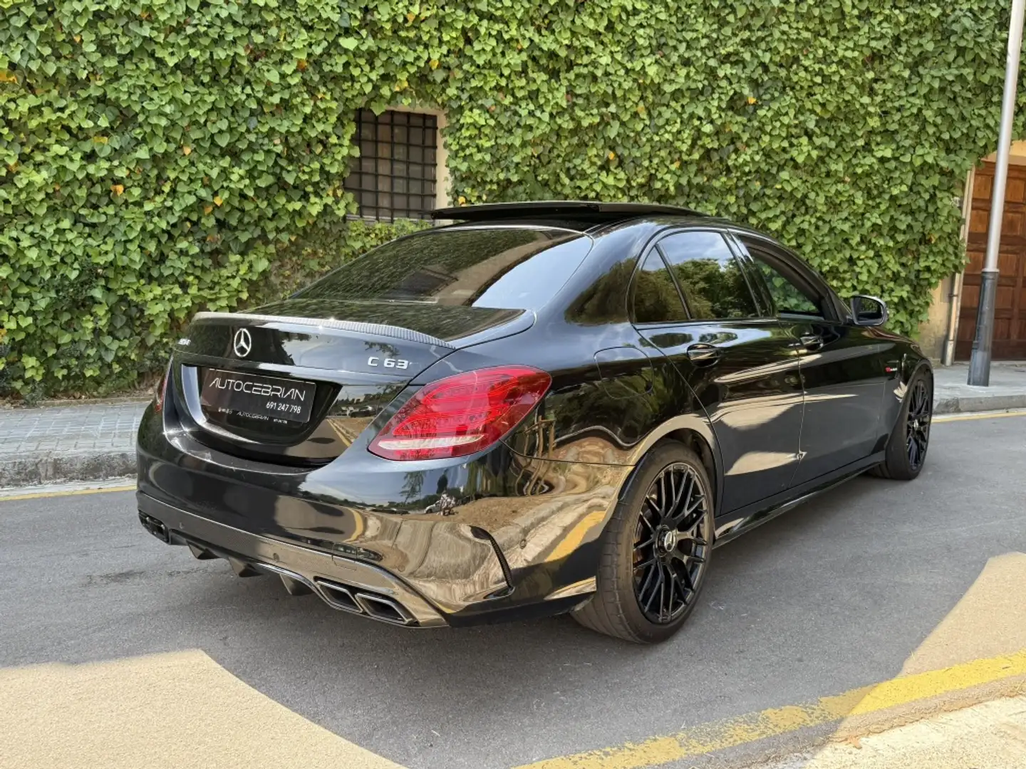 Mercedes-Benz C 63 AMG 7G Plus Noir - 1