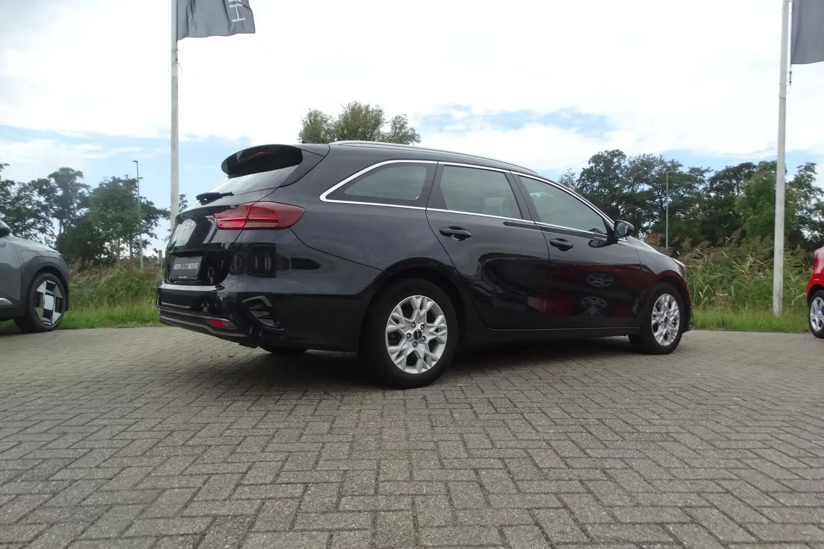 Kia Ceed SW / cee'd SW Sportswagon 1.0 T-GDi DynamicLine | Navigatie | Ca Schwarz - 2
