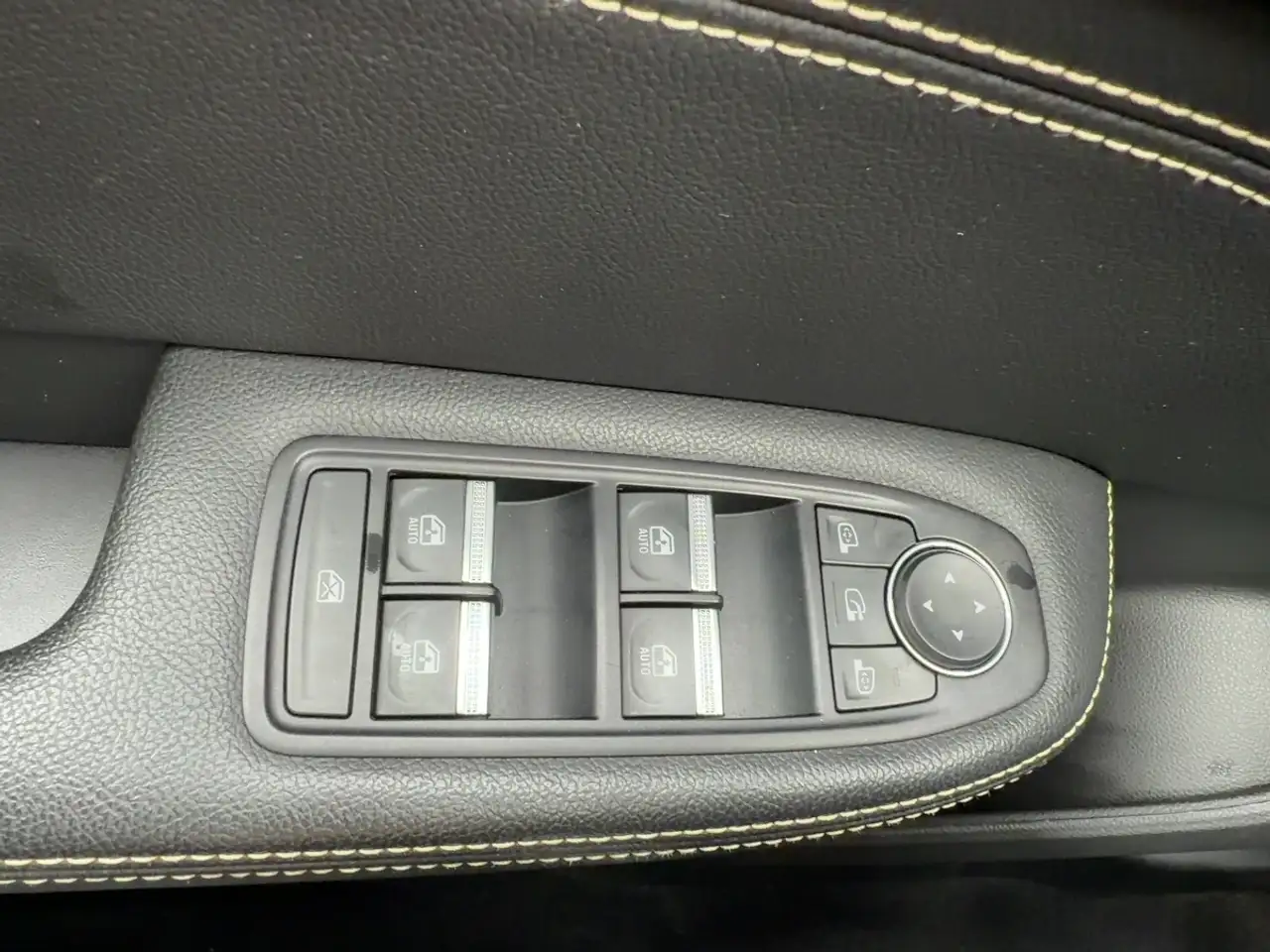Renault Arkana 1.3 TCE 140 TECHNO, миниатюра 17