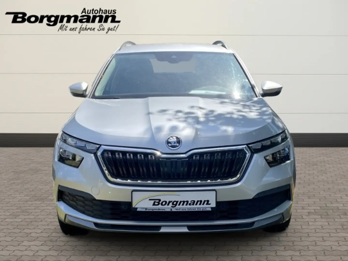 Skoda Kamiq Clever 1.5 Ambition Navi - Rückfahrkamera - Blueto Stříbrná - 2