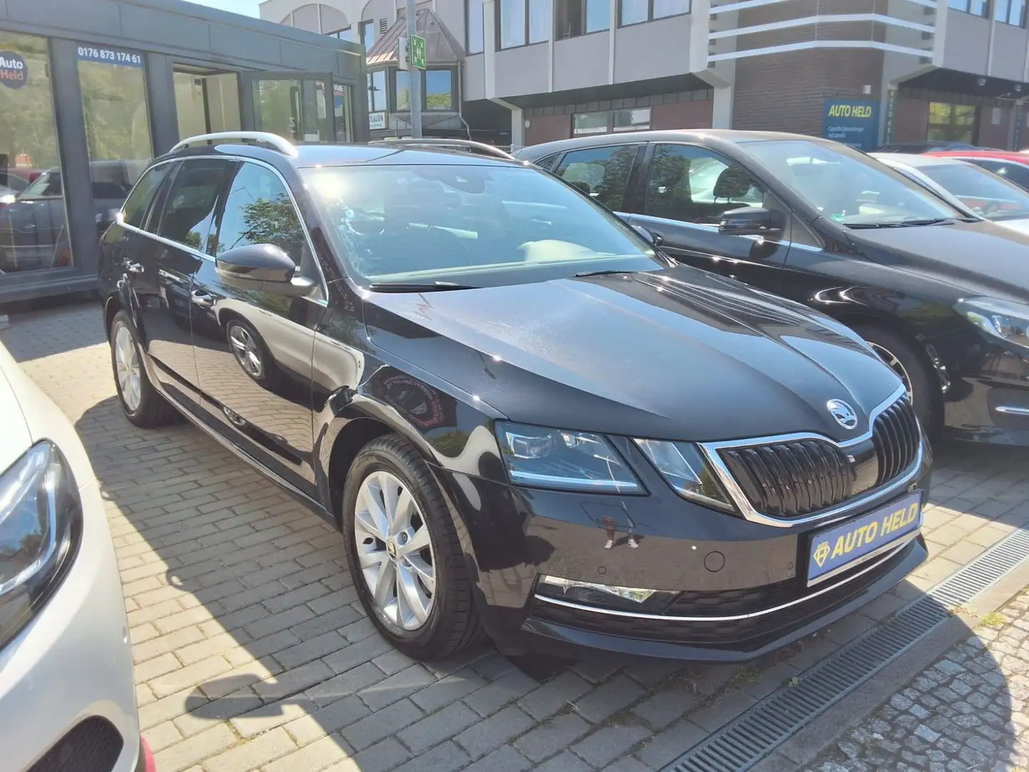Skoda Octavia Combi Style Navi,Automatik Schwarz - 2