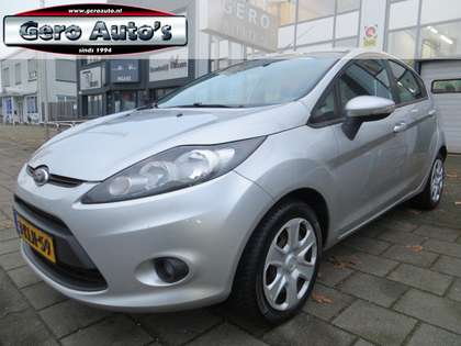 Ford Fiesta 1.25 ghia 5 deurs airco ecc ,elek pakket