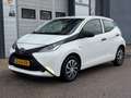 Toyota Aygo 1.0 VVT-i x-fun, NAP, NAVI, CARPLAY Blanco - thumbnail 2