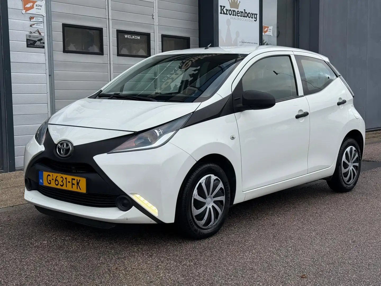 Toyota Aygo 1.0 VVT-i x-fun, NAP, NAVI, CARPLAY Blanco - 2