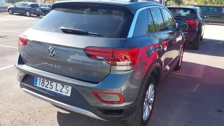 Volkswagen T-Roc 2022, foto 3