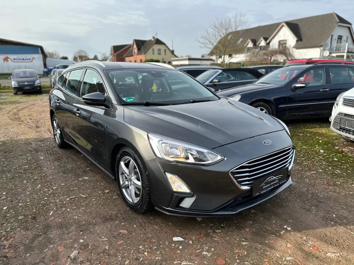 Ford Focus Turnier Cool & Connect Grau - 1
