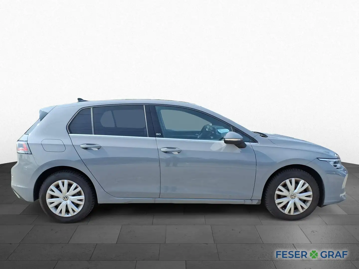 Volkswagen Golf VIII 1.5 eTSI DSG EDITION 50 AHK HUD PANO Grau - 2