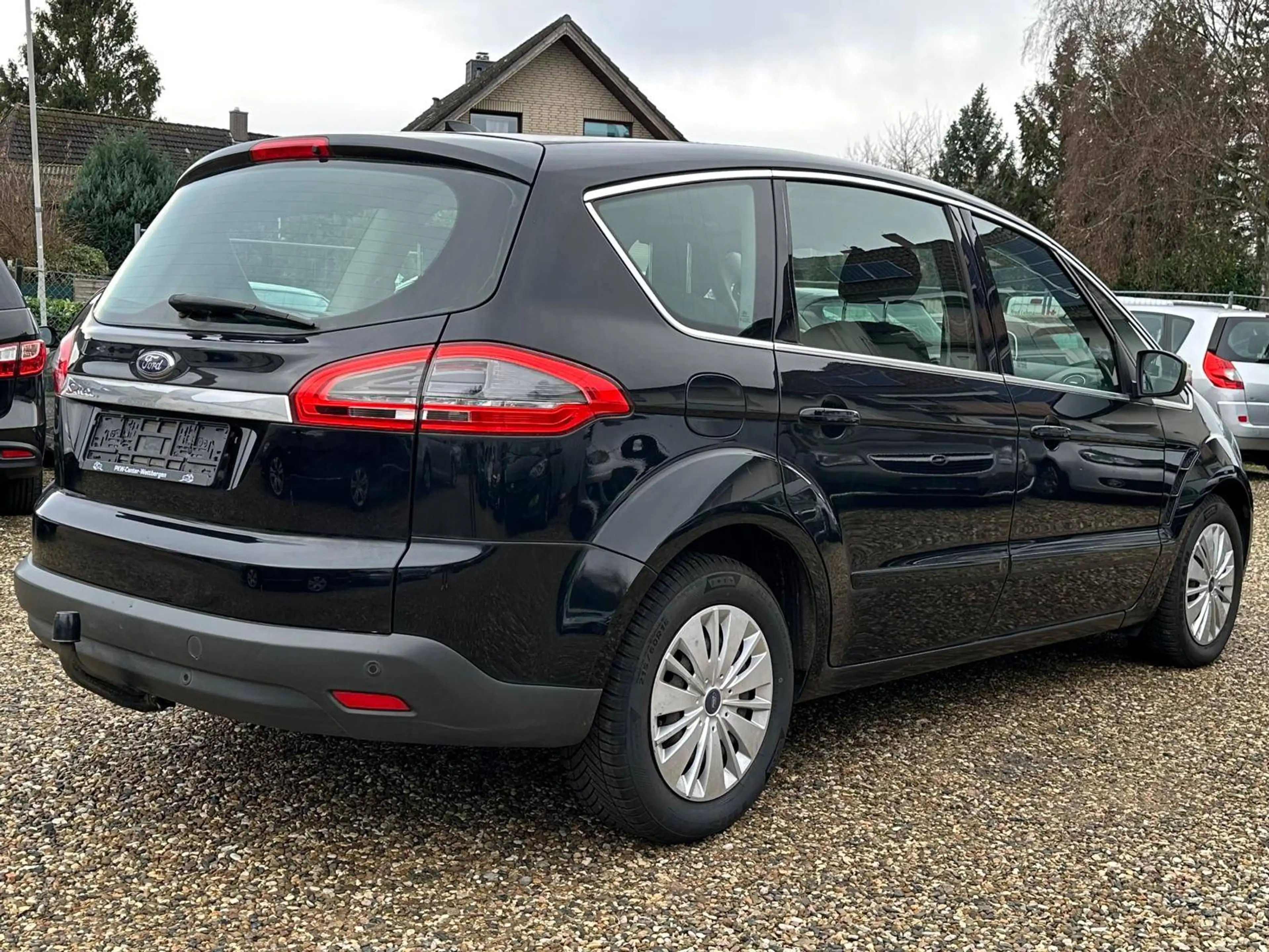 Ford S-Max 2.0 Titanium SHZ PDC AHK Xenon Automatik Navi — photo 3