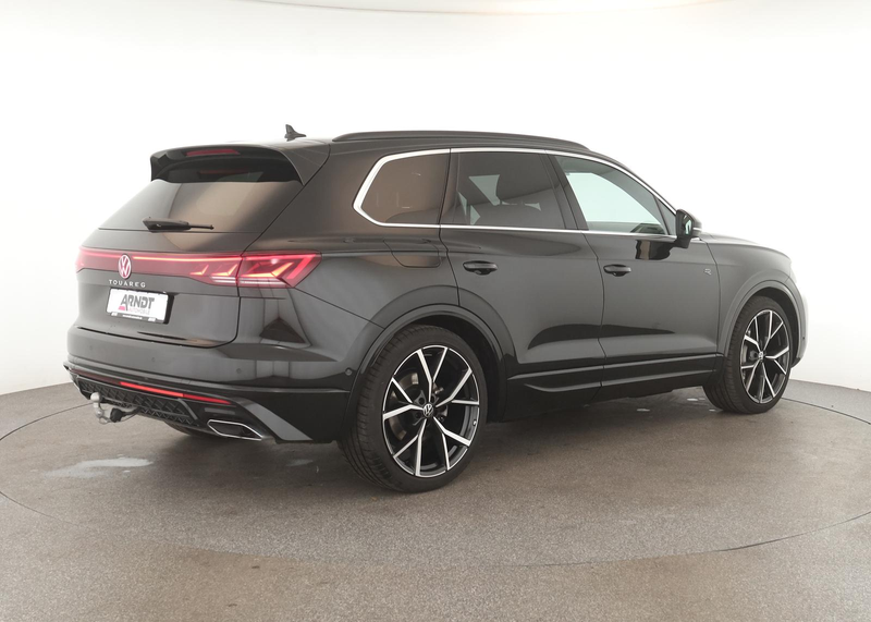 Volkswagen Touareg 3.0 TDI 4M R-Line Leder Pano DCC 22" AHK — photo 4