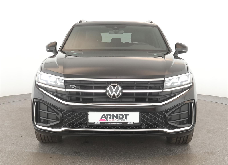 Volkswagen Touareg 3.0 TDI 4M R-Line Leder Pano DCC 22" AHK — photo 6