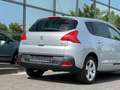 Peugeot 3008 Premium 2.0  AUT Klima PDC Navi AHK Grau - thumbnail 3