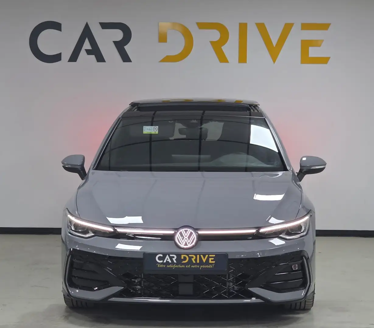 Volkswagen Golf 1.5 eTSI R-Line PANO/CAM/FULL OPTIONS/1ER PROPRIO Gris - 2