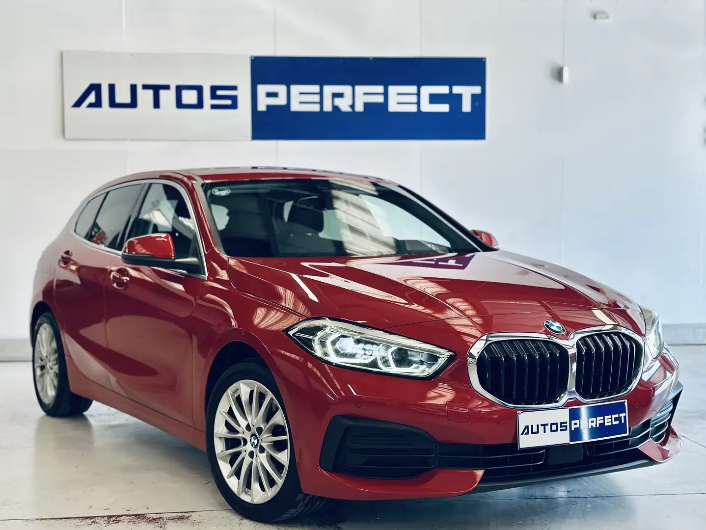 BMW 116 d NAVI CARPLAY CLIM BIZONE LIM SPORT PDC Rot - 2