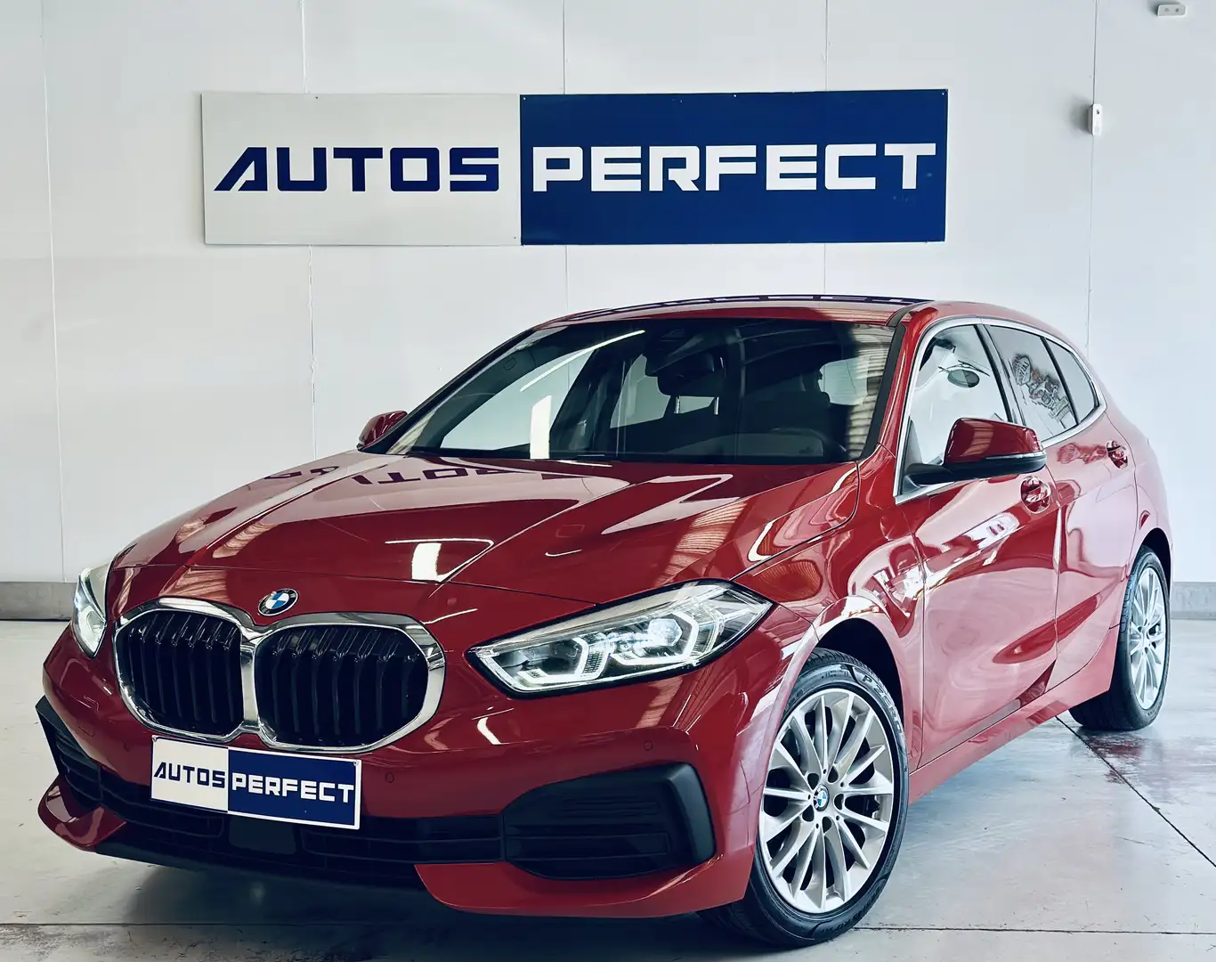 BMW 116 d NAVI CARPLAY CLIM BIZONE LIM SPORT PDC Rot - 1