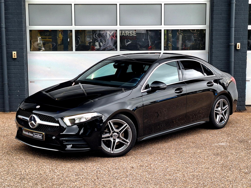 Mercedes-Benz A 180 Limousine Business Solution AMG | Achteruitrijcame — photo 2