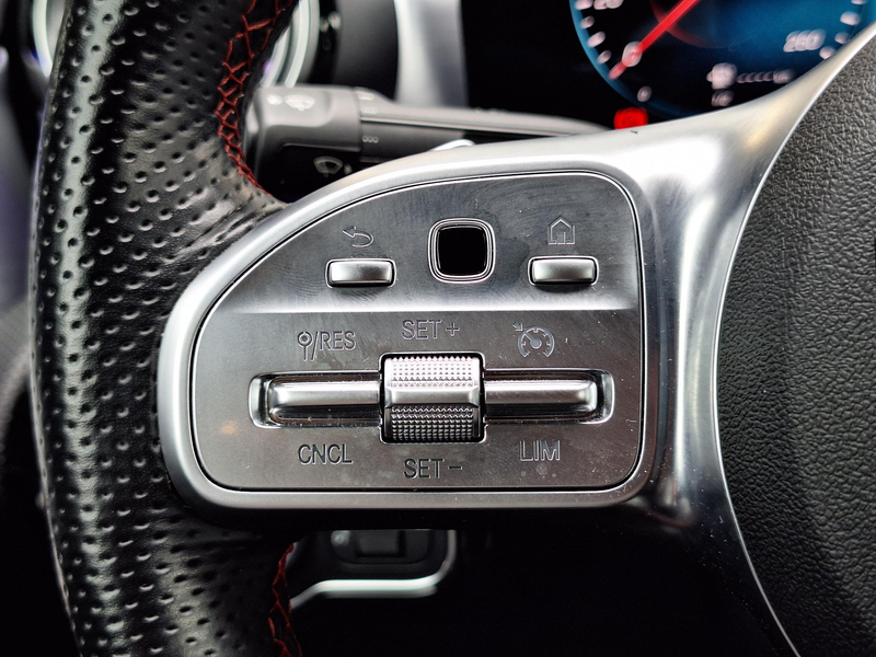Mercedes-Benz A 180 Limousine Business Solution AMG | Achteruitrijcame — photo 14
