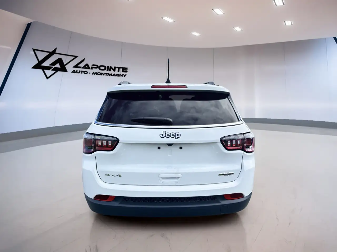 Jeep Compass снимка Jeep Compass