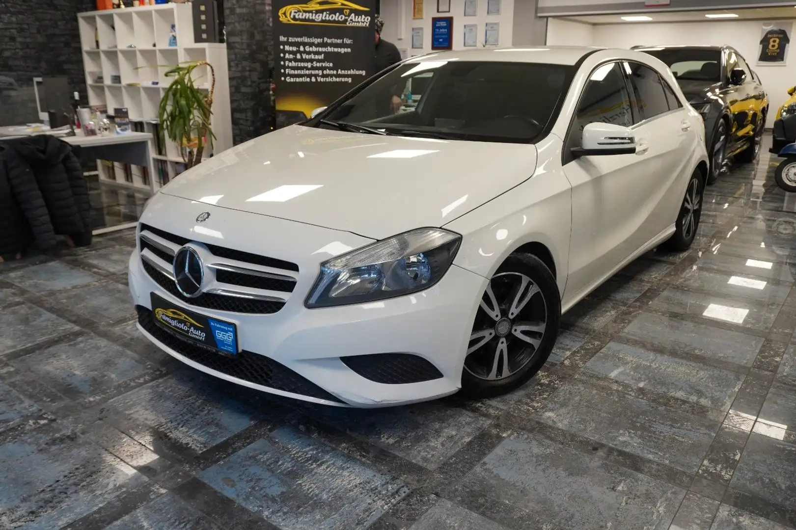 Mercedes-Benz A 180 A A 180 CDI / d BlueEfficiency/Klima/Leder Blanc - 1