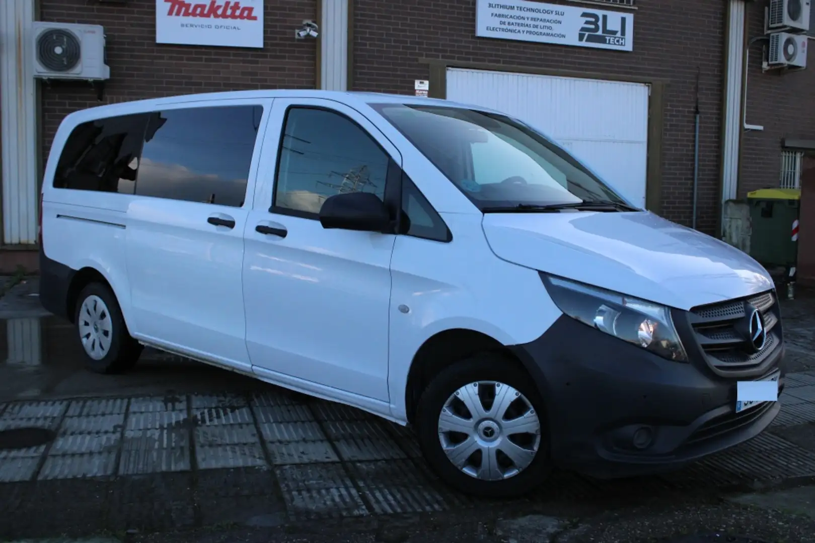 Mercedes-Benz Vito Mixto 110CDI tD Larga Blanco - 2