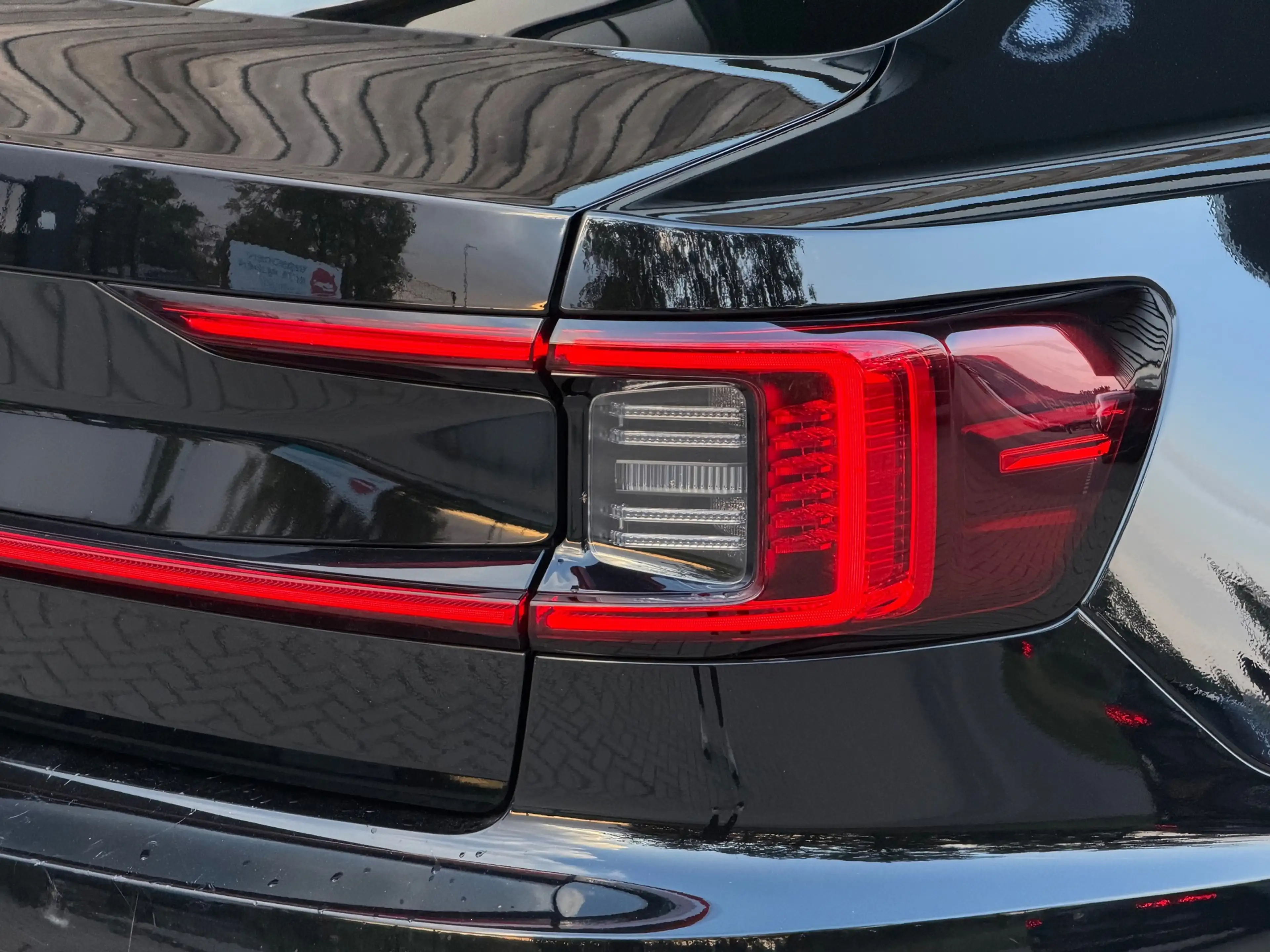 Polestar 2 Long Range Dual Motor Launch Edition 78kWh / Leer — photo 36