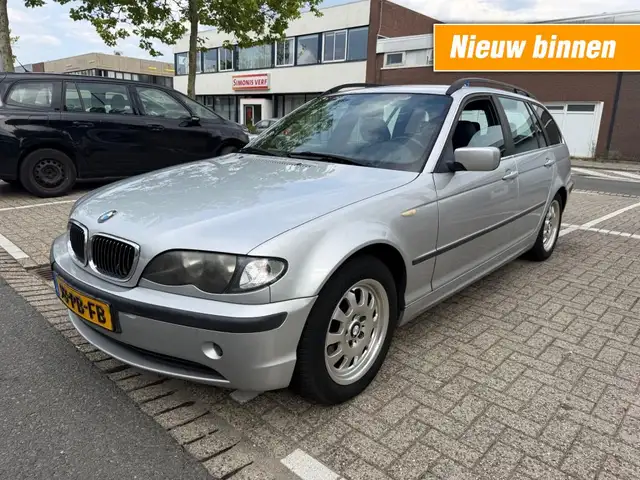 BMW 316 316i Lifestyle Edition CLIMA NAVI HANDEL EXPORT PR
