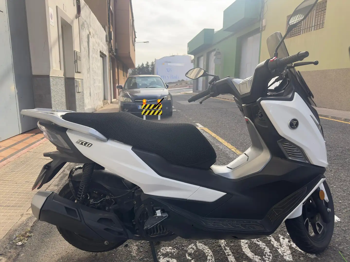 Voge R125 SR1 Alb - 1