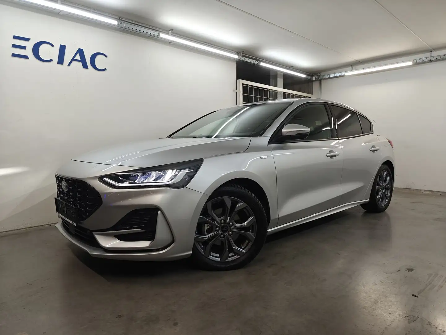 Ford Focus ST-Line -24066km - Garantie Gris - 1