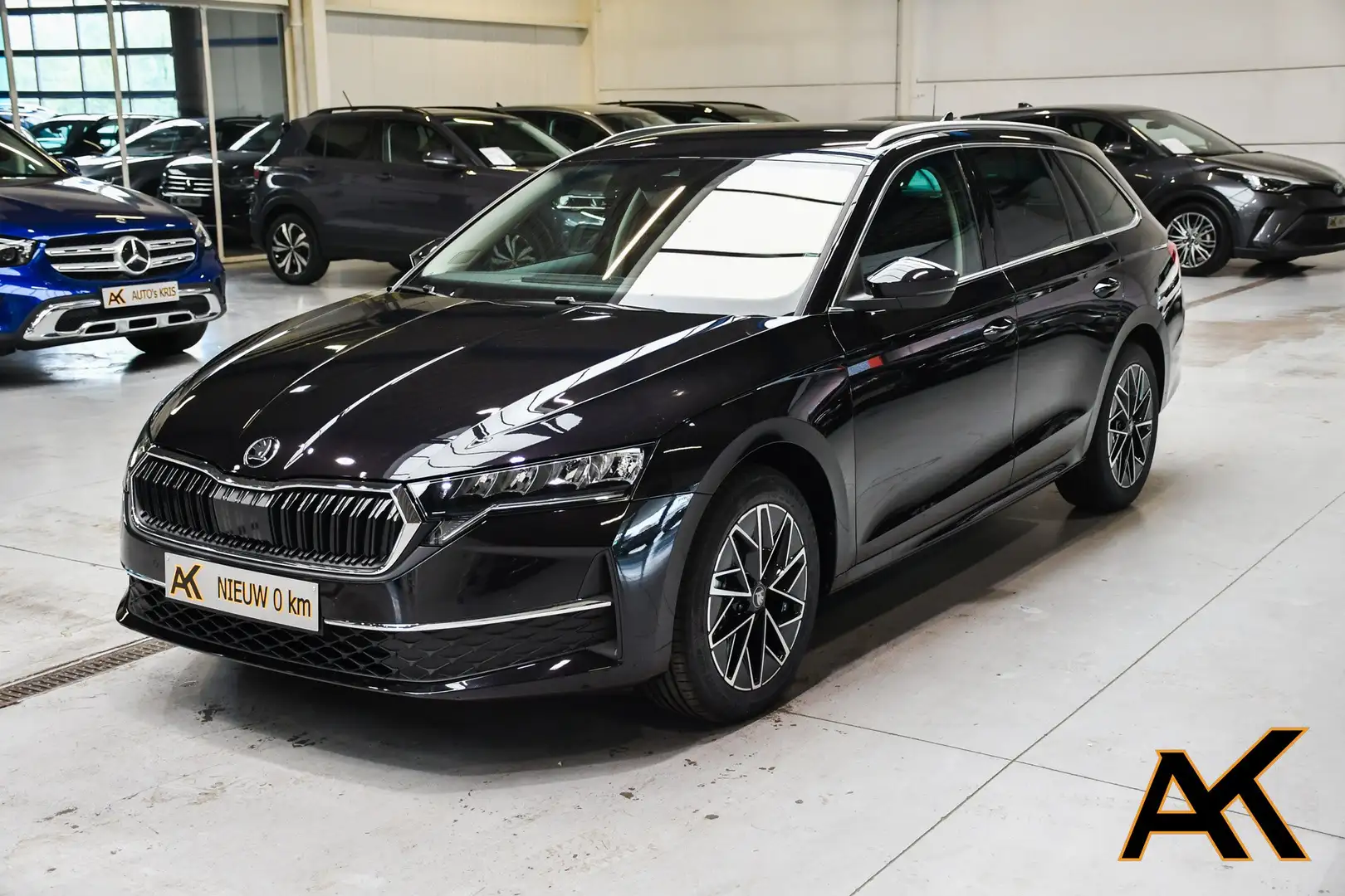 Skoda Octavia Combi 1.5 TSI mHEV DSG Selection - NAVI SMART /ACC Zwart - 1