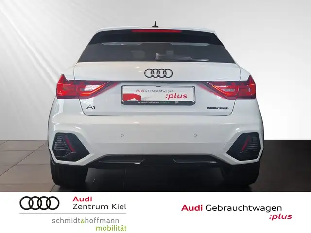 Audi A1 view 5