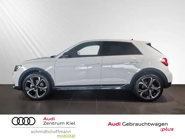 Audi A1 view 3