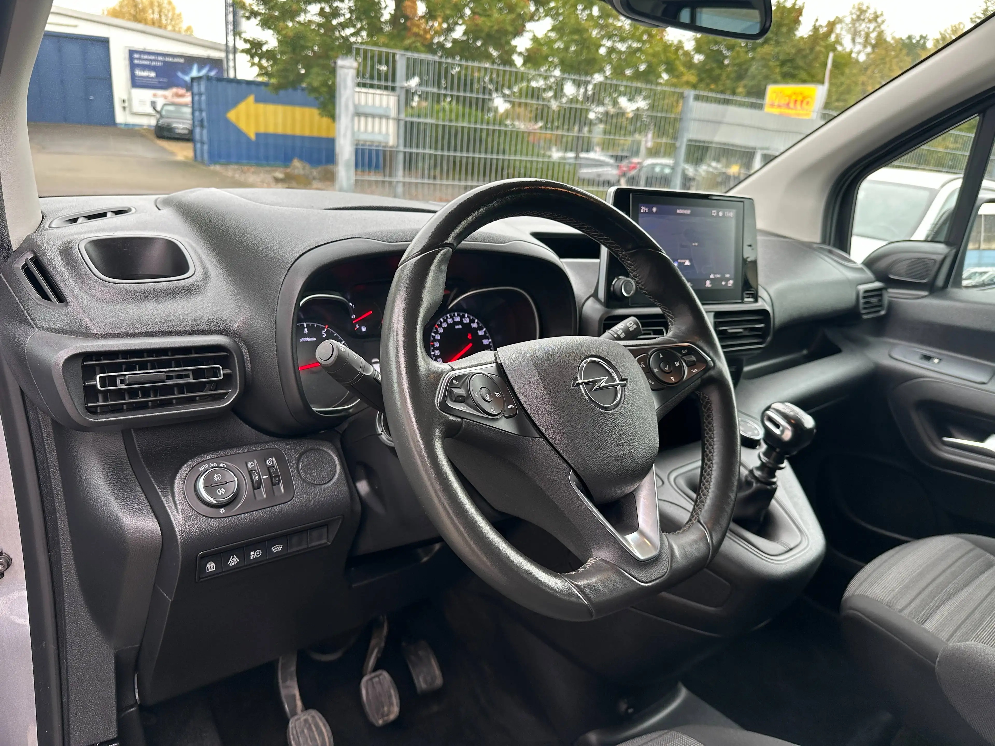Opel Combo Life 1.5D*nur 25TKm*Navi*Standheizg*Klimaauto*2xSchiebetüren — photo 15
