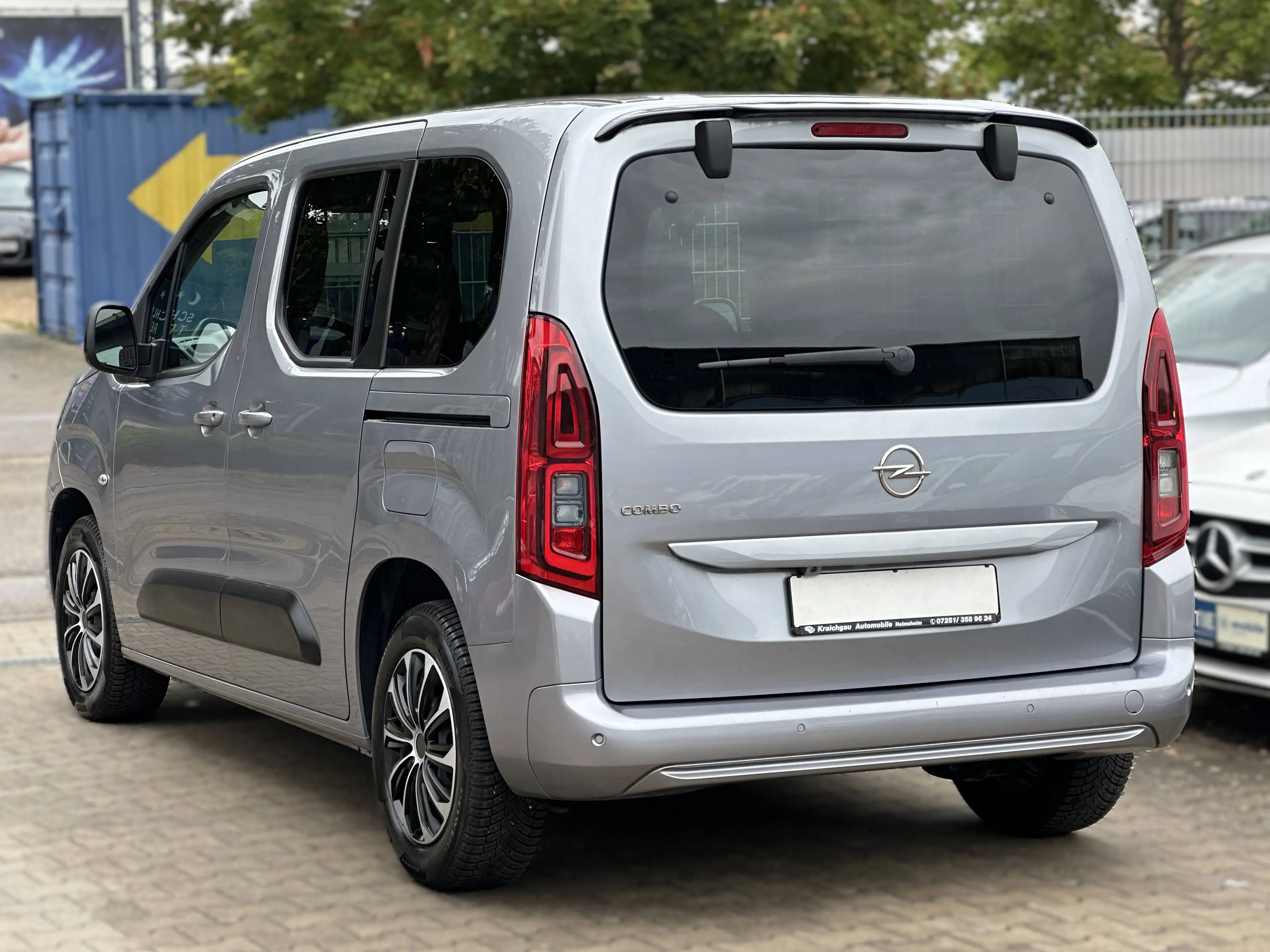 Opel Combo Life 1.5D*nur 25TKm*Navi*Standheizg*Klimaauto*2xSchiebetüren — photo 3