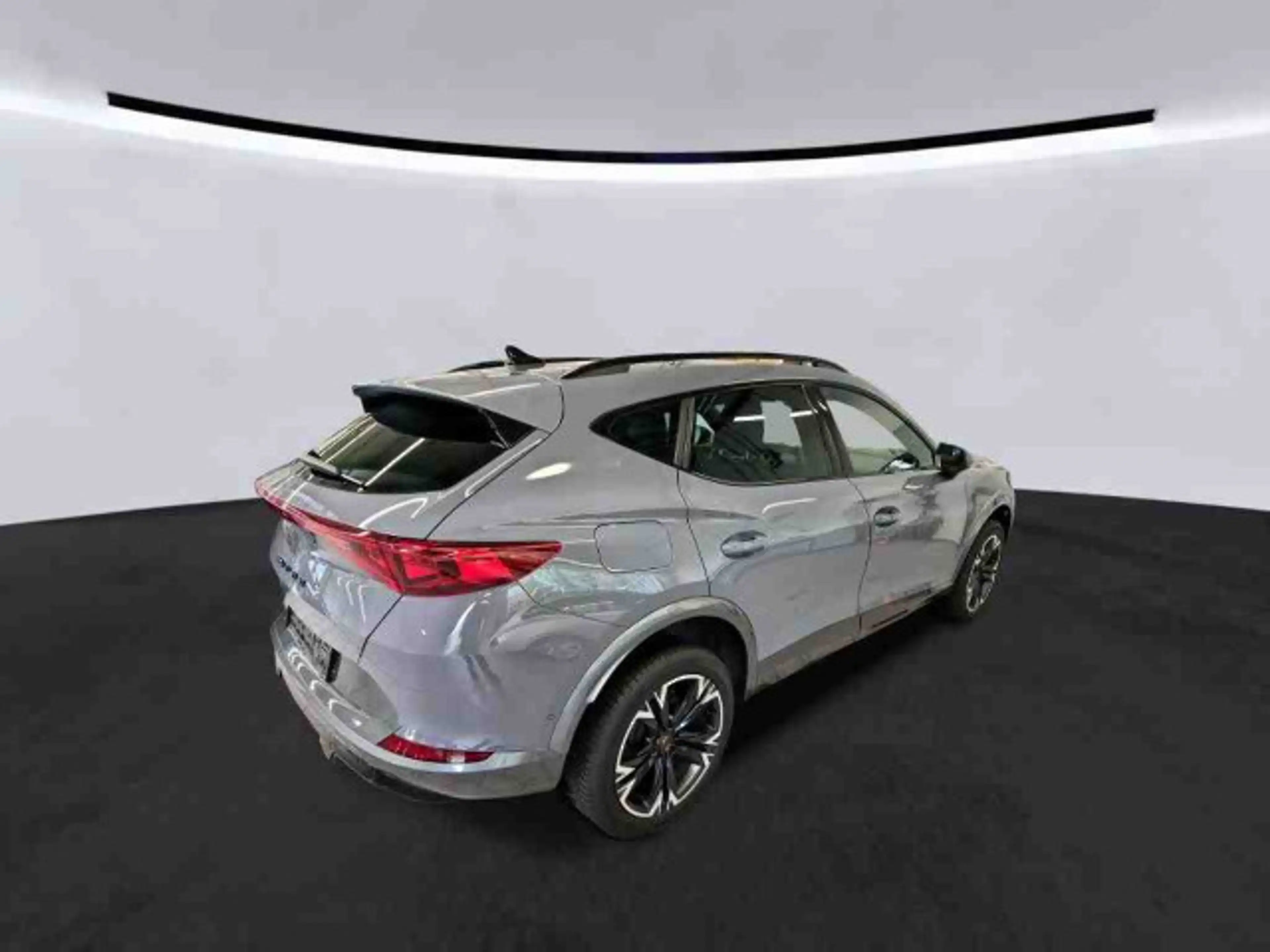 CUPRA Formentor 1.5 TSI DSG *ACC*R-CAM*NAV*LED*SHZ* — photo 3