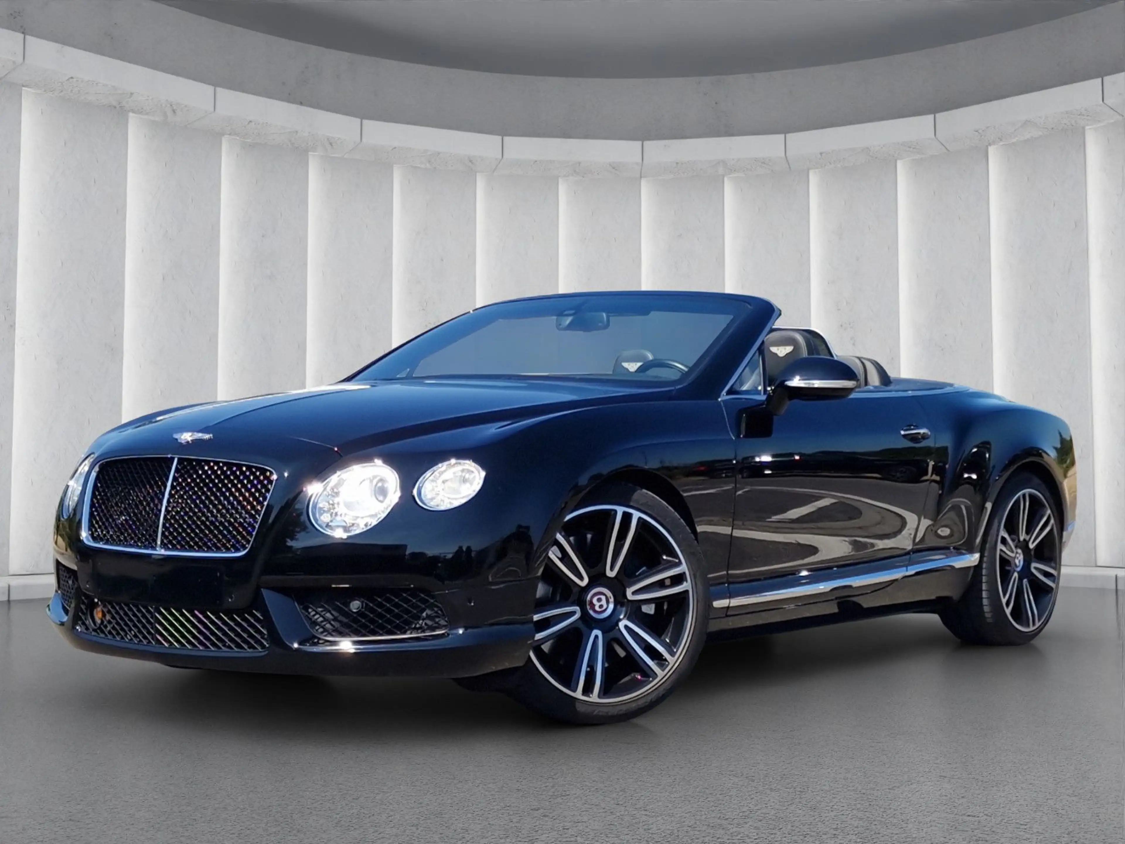 Bentley Continental GTC V8 Mulliner