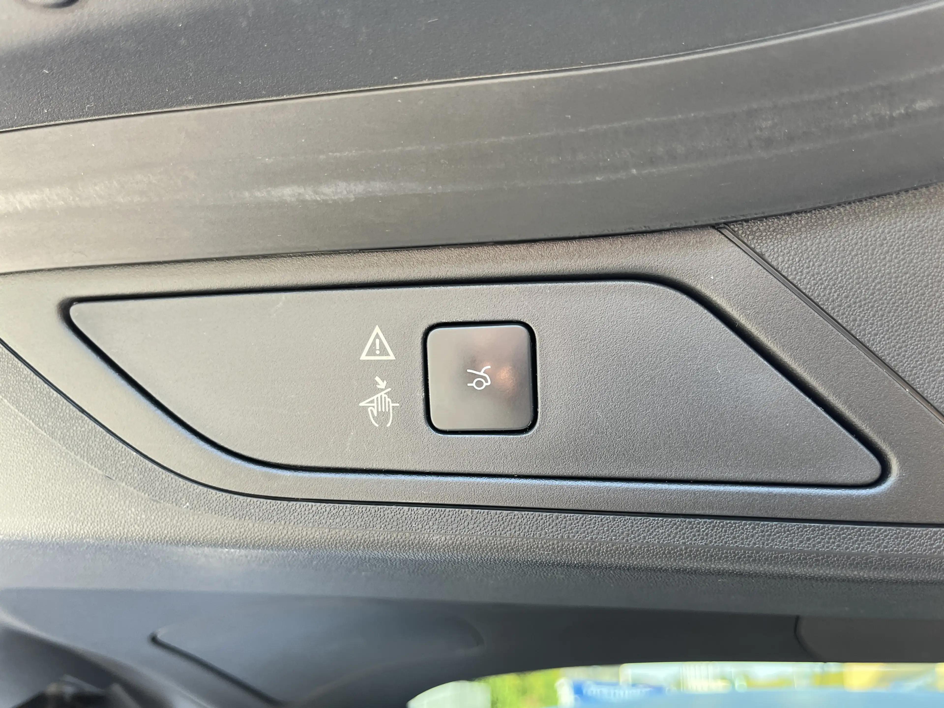 Citroen Grand C4 Picasso 1.5 BluHDi VIP EAT8 — photo 8