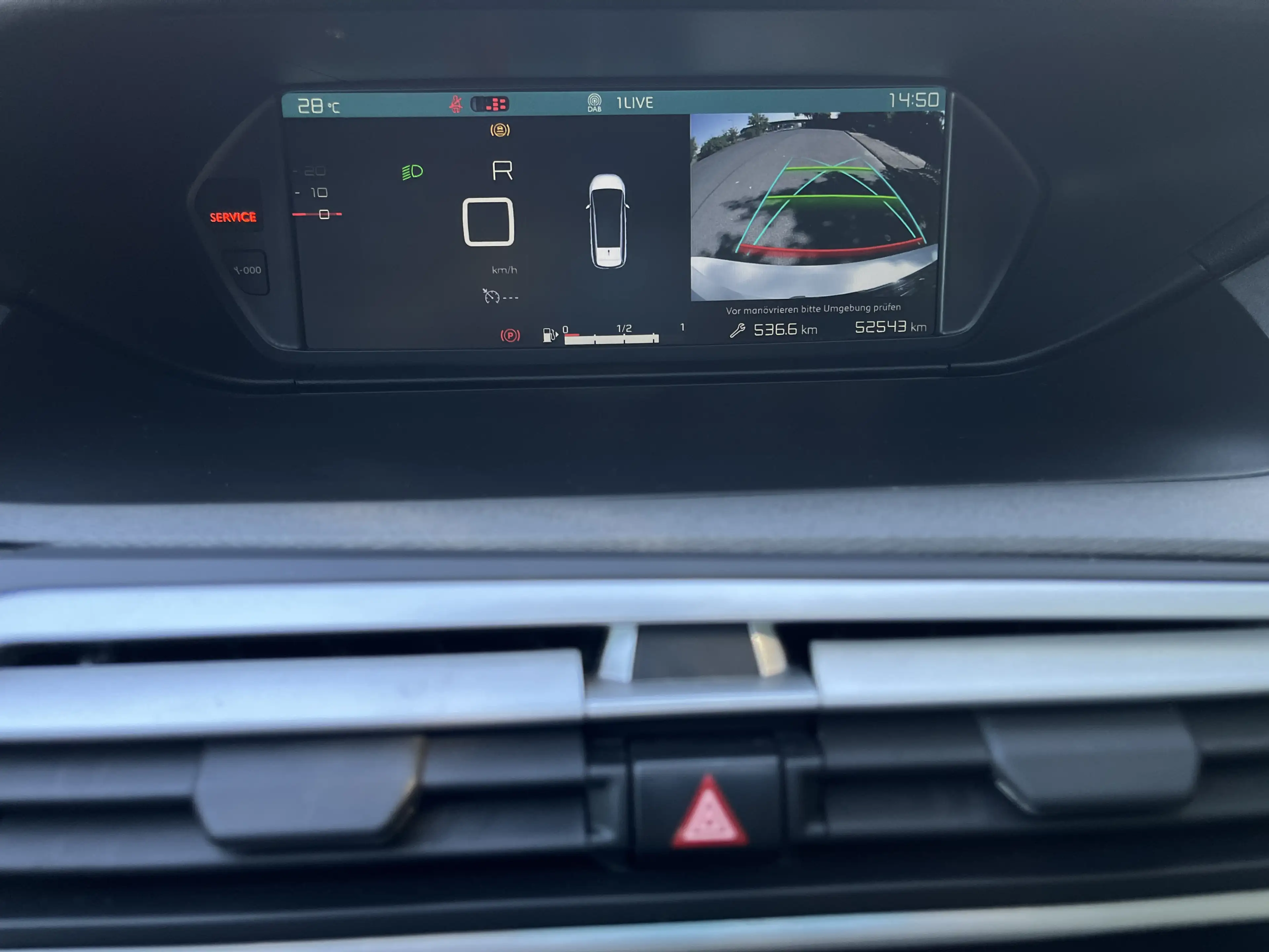 Citroen Grand C4 Picasso 1.5 BluHDi VIP EAT8 — photo 14