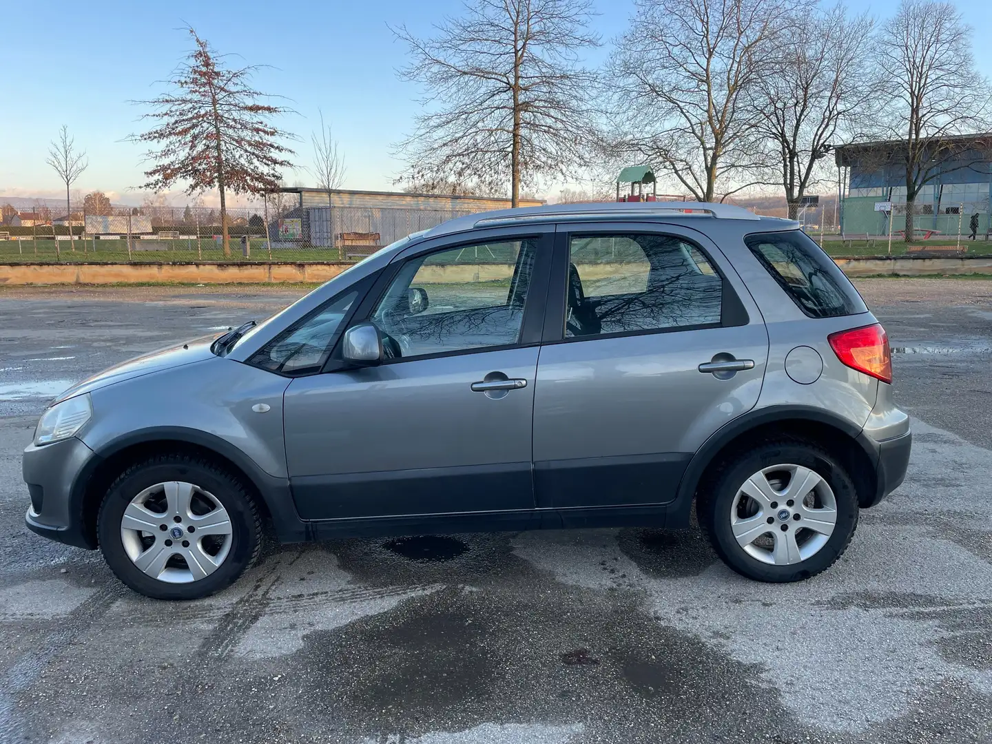 Fiat Sedici SEDICI 1.9 MULTIJET 4X4 EMOTION Ezüst - 2