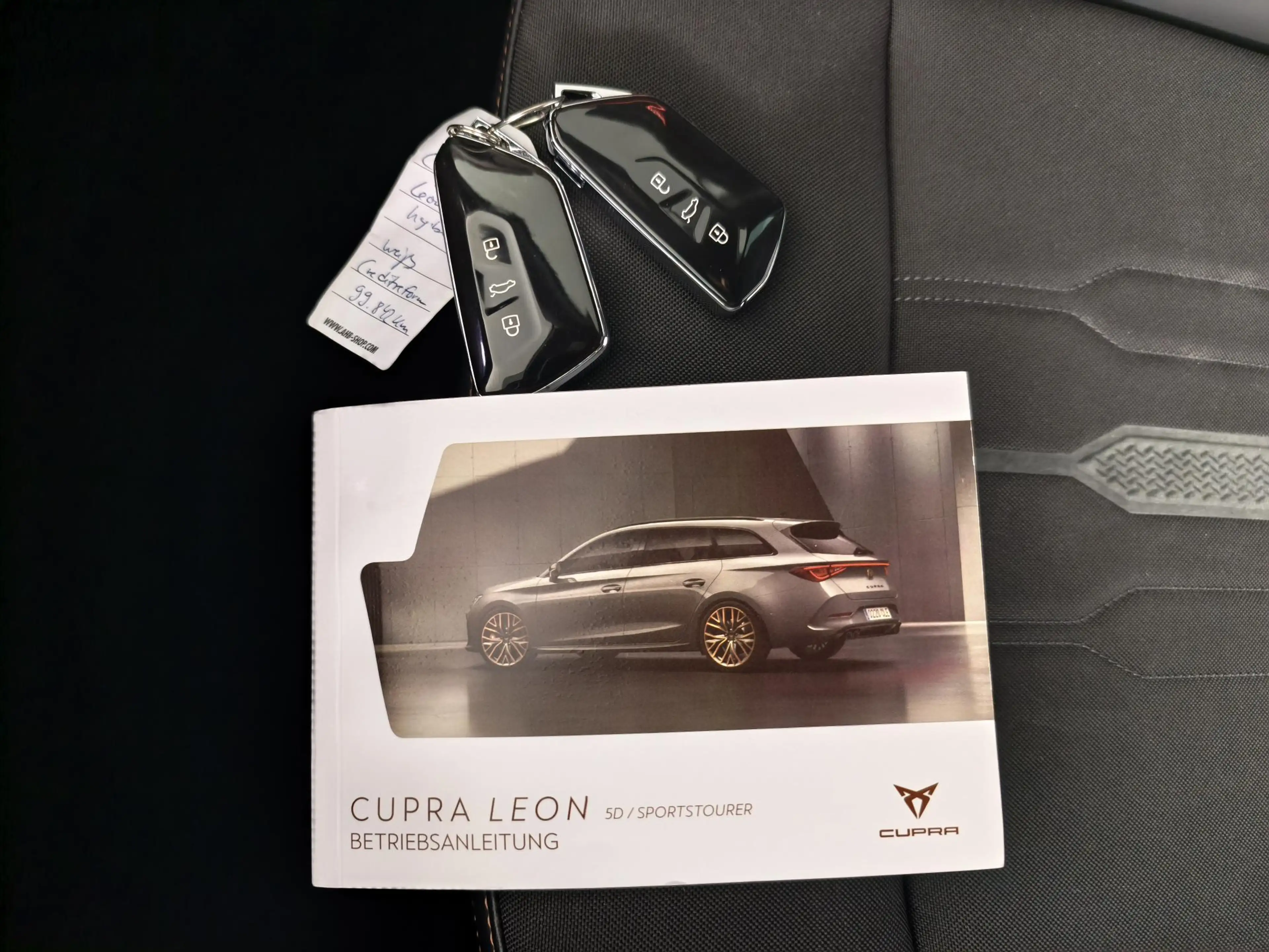 CUPRA Leon Sportstourer 1.4 e-Hybrid Business | Camera | Navi — photo 31